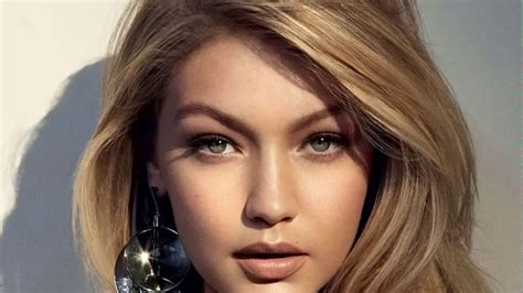 gigi hadid age 2016.